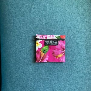 Maui Island pink coin pouch